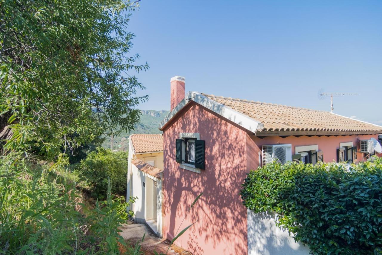 Tzeris House * Doukades