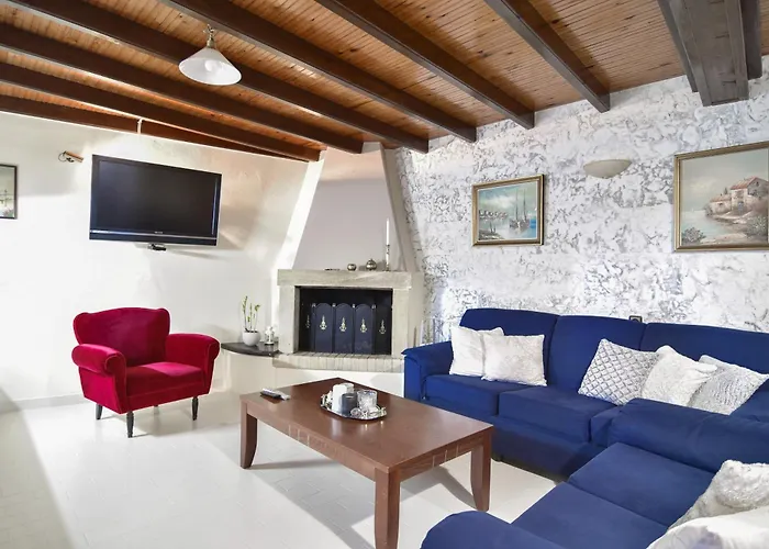 Tzeris House